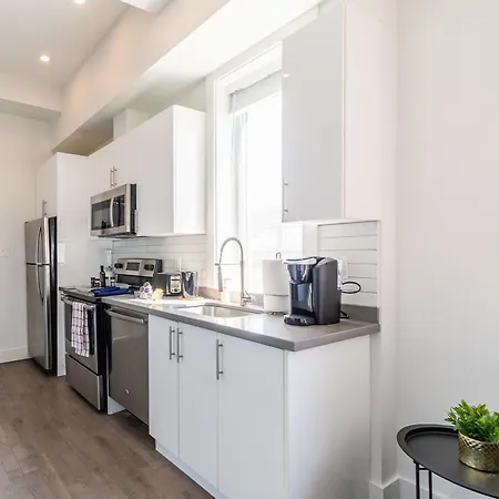 Modern 2 Bedroom Apartment - Near Leslieville Toronto Exterior photo