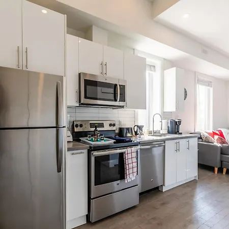 Modern 2 Bedroom Apartment - Near Leslieville Toronto Exterior photo