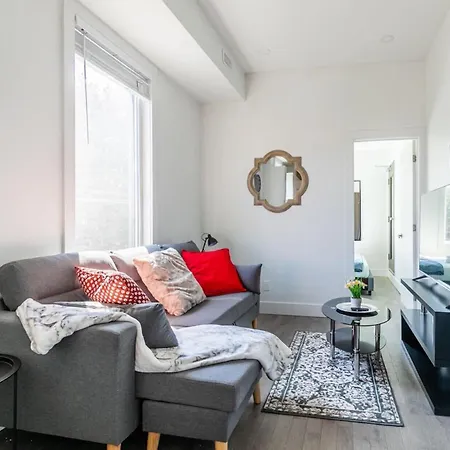 Modern 2 Bedroom Apartment - Near Leslieville Toronto Exterior photo